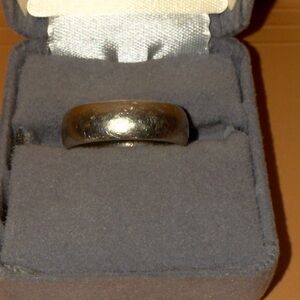 Classic Men's 14k White Gold Wedding Band